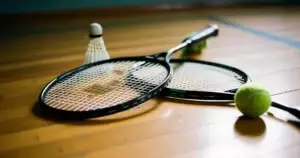 Mga Karaniwang Pagkakamali sa Pagbasa ng Rules sa Badminton at Tennis