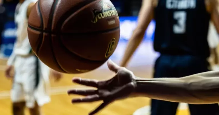 Gilas Pilipinas vs Australia Boomers: Sino Mas Malakas Ngayon?